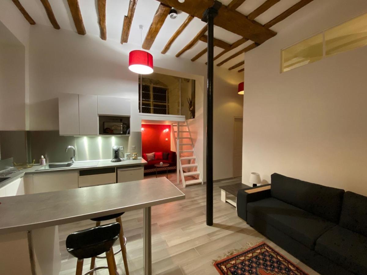 סנס Le Gite De Lancelot Avec Balneo City Center מראה חיצוני תמונה