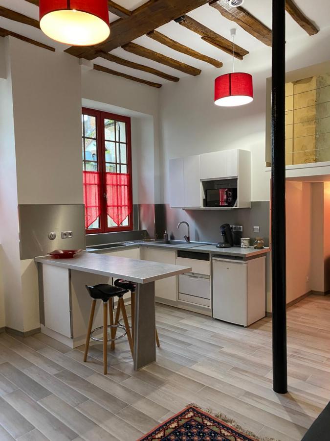 סנס Le Gite De Lancelot Avec Balneo City Center מראה חיצוני תמונה